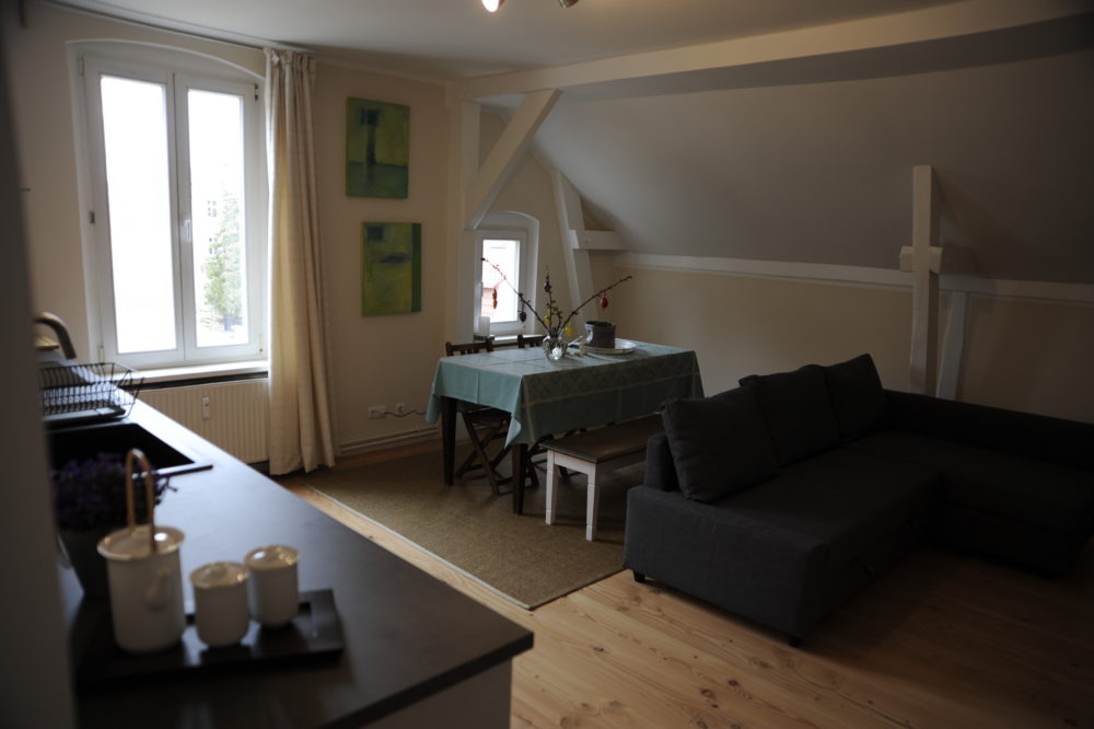 Esche 6 1000x666